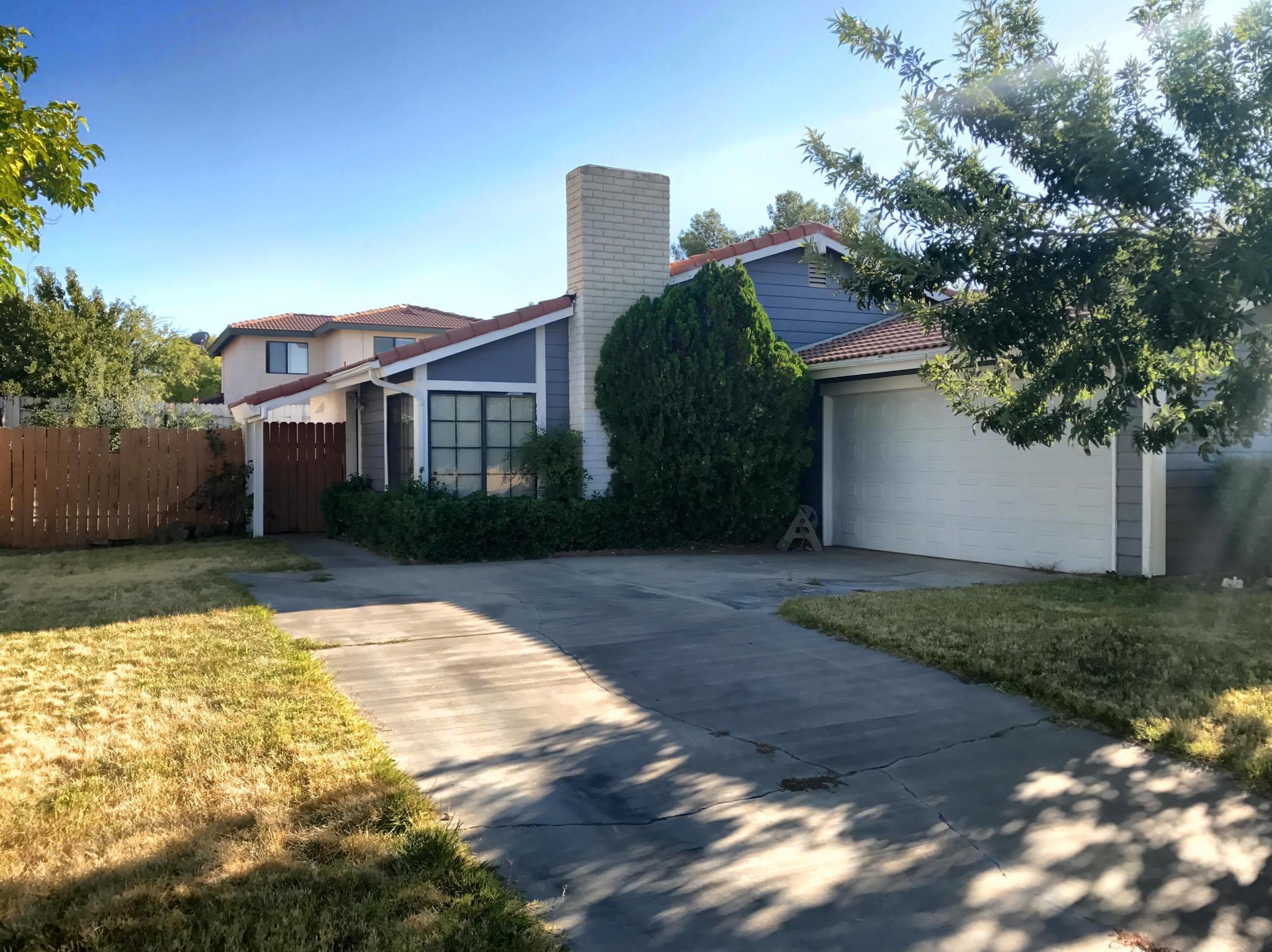 4624 Table Mountain Road Palmdale, CA 93552 - Photo 2 of 17 22095360_2052245411658872_1662232293_o