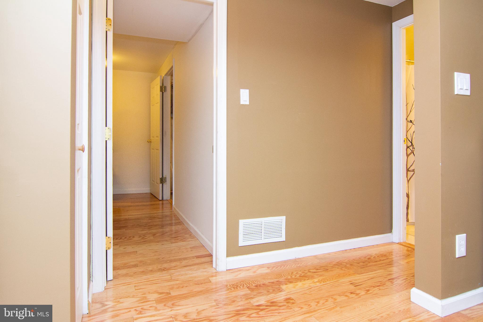 8960 Footed Ridge Columbia, MD 21045 - Photo 23 of 31 Gallery Image 23