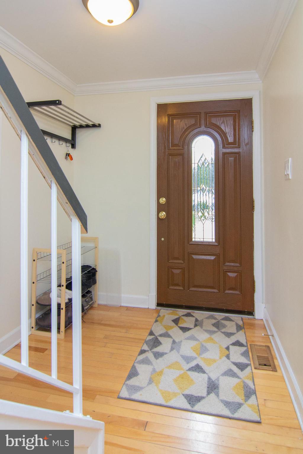 8960 Footed Ridge Columbia, MD 21045 - Photo 7 of 31 Gallery Image 7