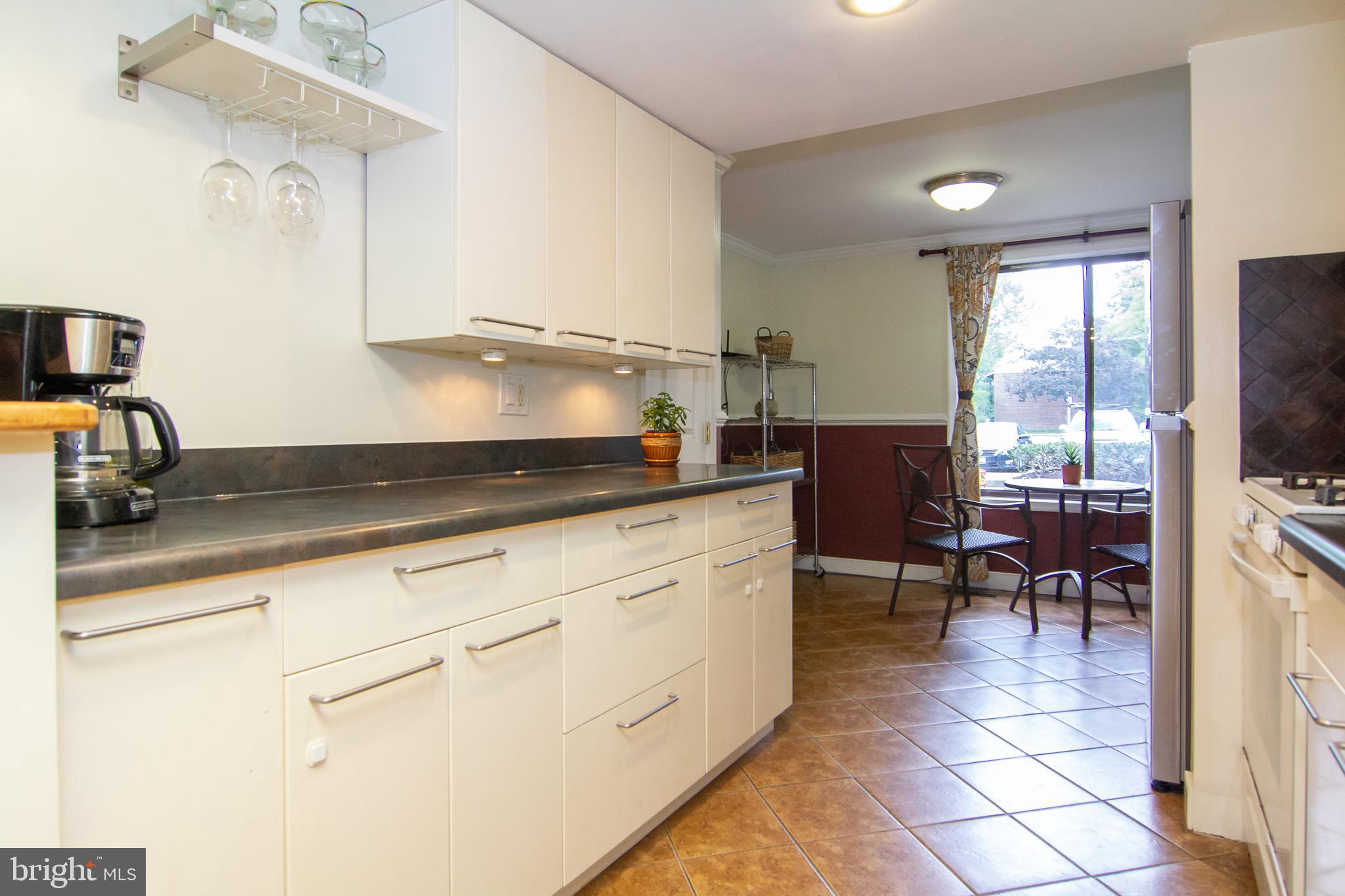 8960 Footed Ridge Columbia, MD 21045 - Photo 9 of 31 Gallery Image 9