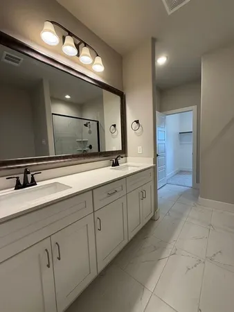 $1,995 | 644 The Cottages Drive, Godley, TX 76044