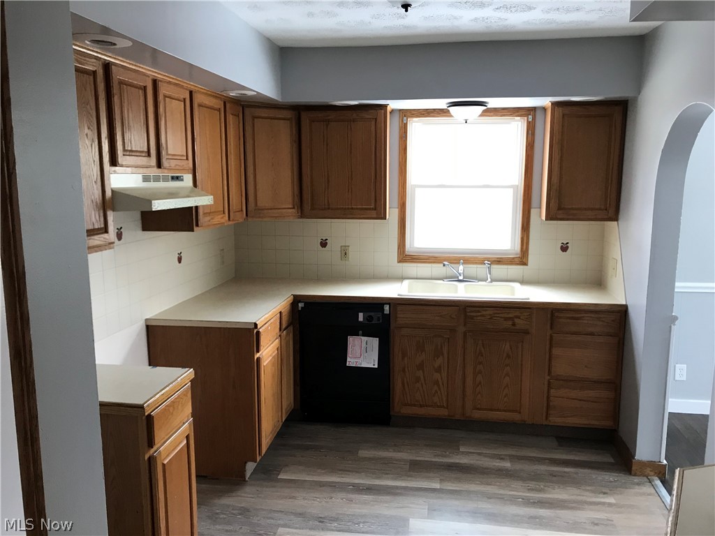 1345 Crescent Road Southwest Canton, OH 44710 - Photo 7 of 12 Gallery Image 7