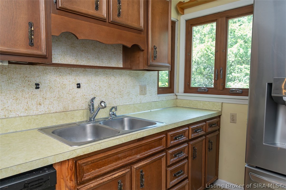 7587 Starlight Road Floyds Knobs, IN 47119 - Photo 42 of 99