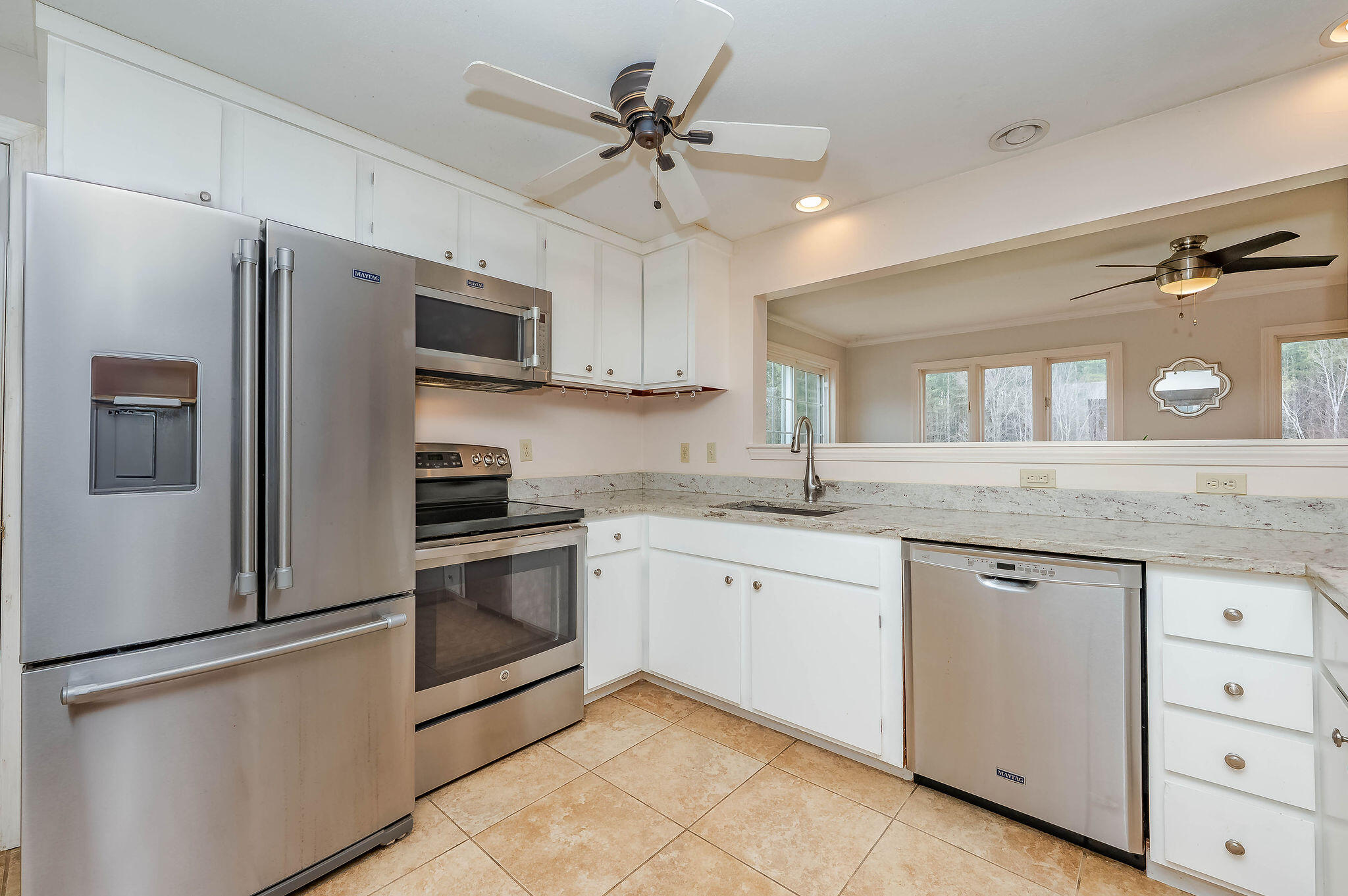 86 Beech Ridge Road York, ME 03909 - Photo 4 of 35 _DSC1044