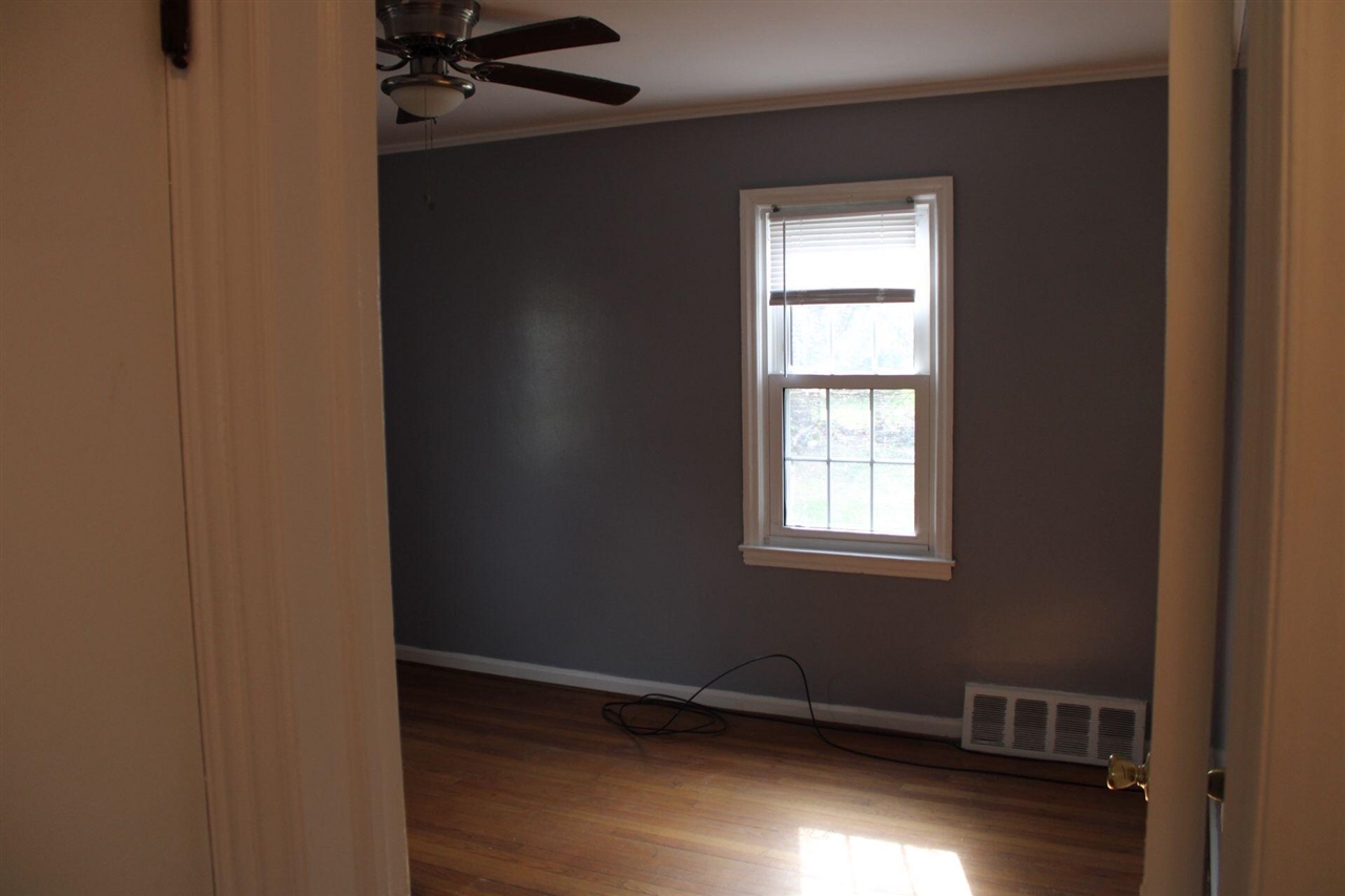 8045 Appoline Street Detroit, MI 48228 - Photo 21 of 39