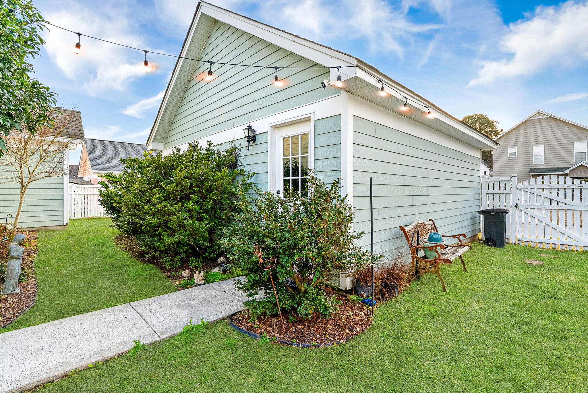 302 Hydrangea Street Summerville, SC 29483 - Photo 16 of 67