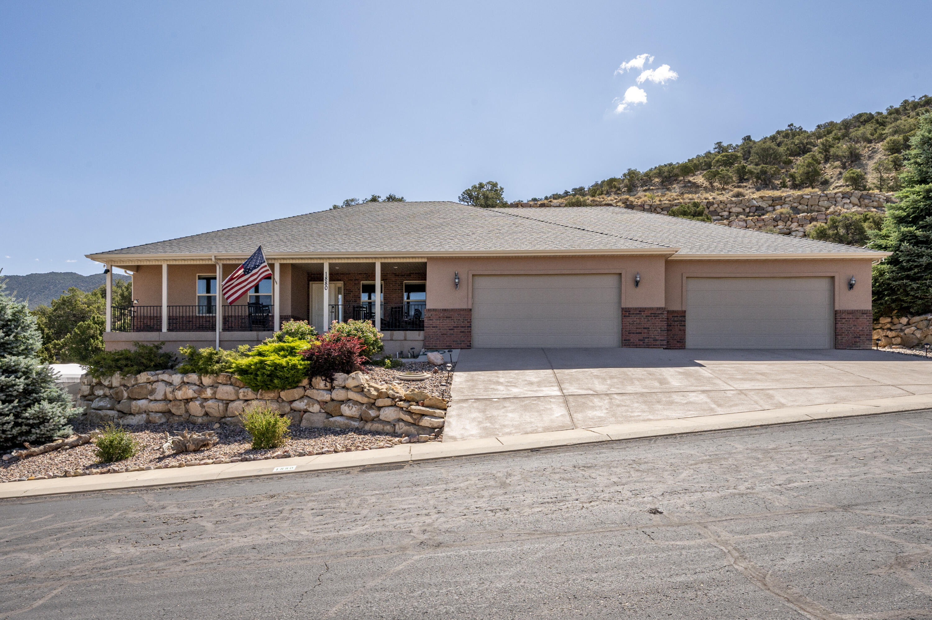 1880 North Matchstick Way Cedar City, UT 84721 - Photo 2 of 78 1880 Matchstick-11
