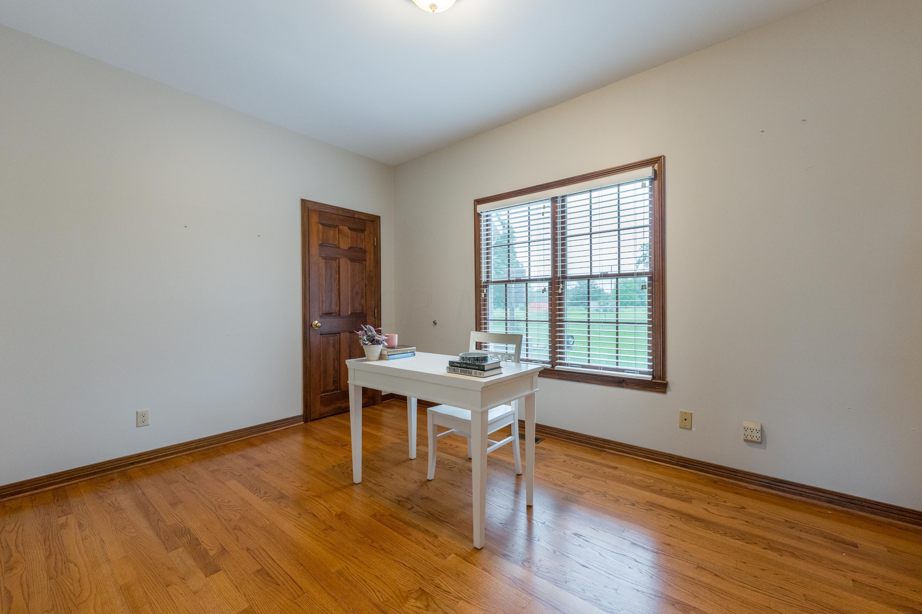 7807 Roberts Road Hilliard, OH 43026 - Photo 41 of 99 1st Floor Bedroom