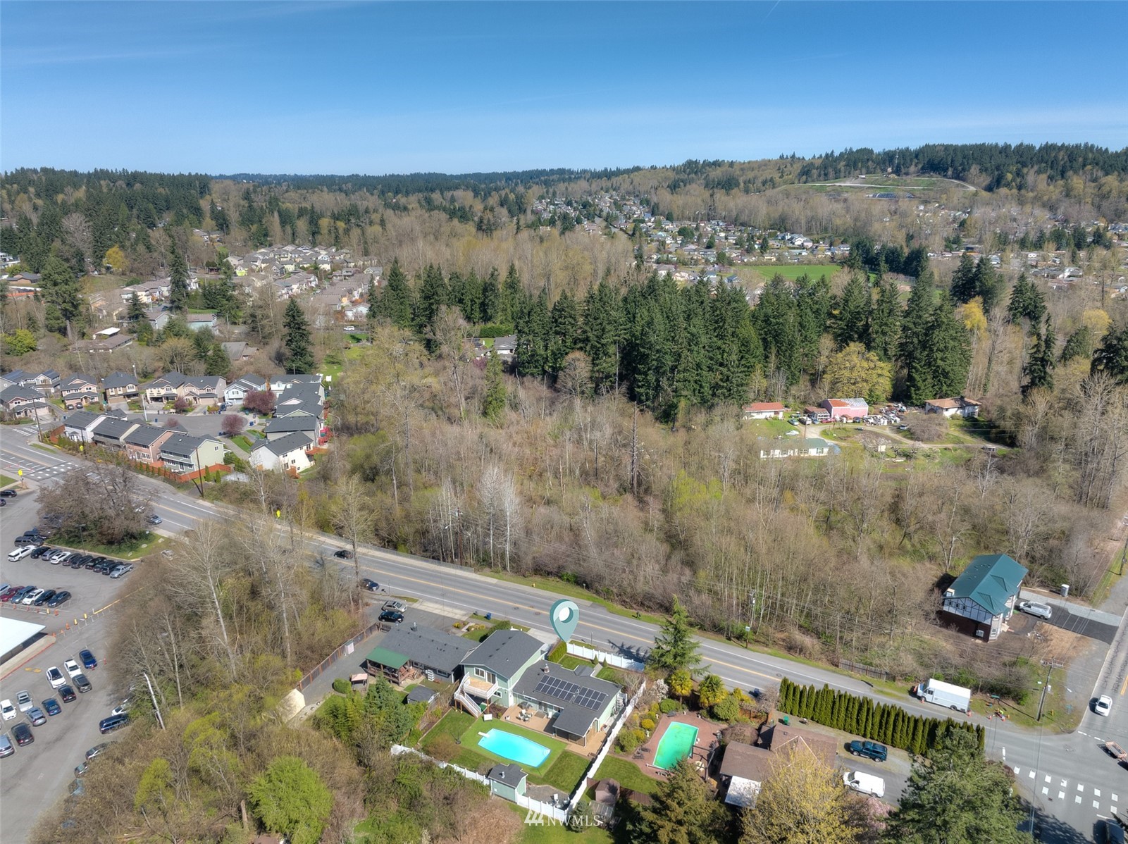 24204 Lockwood Road Bothell, WA 98021 - Photo 35 of 40 an aerial view of multiple house