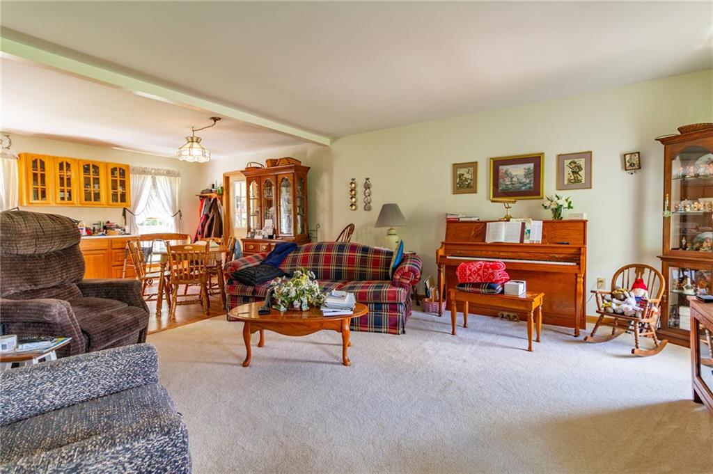 164 Bradley Road Jackson Center, PA 16133 - Photo 9 of 27