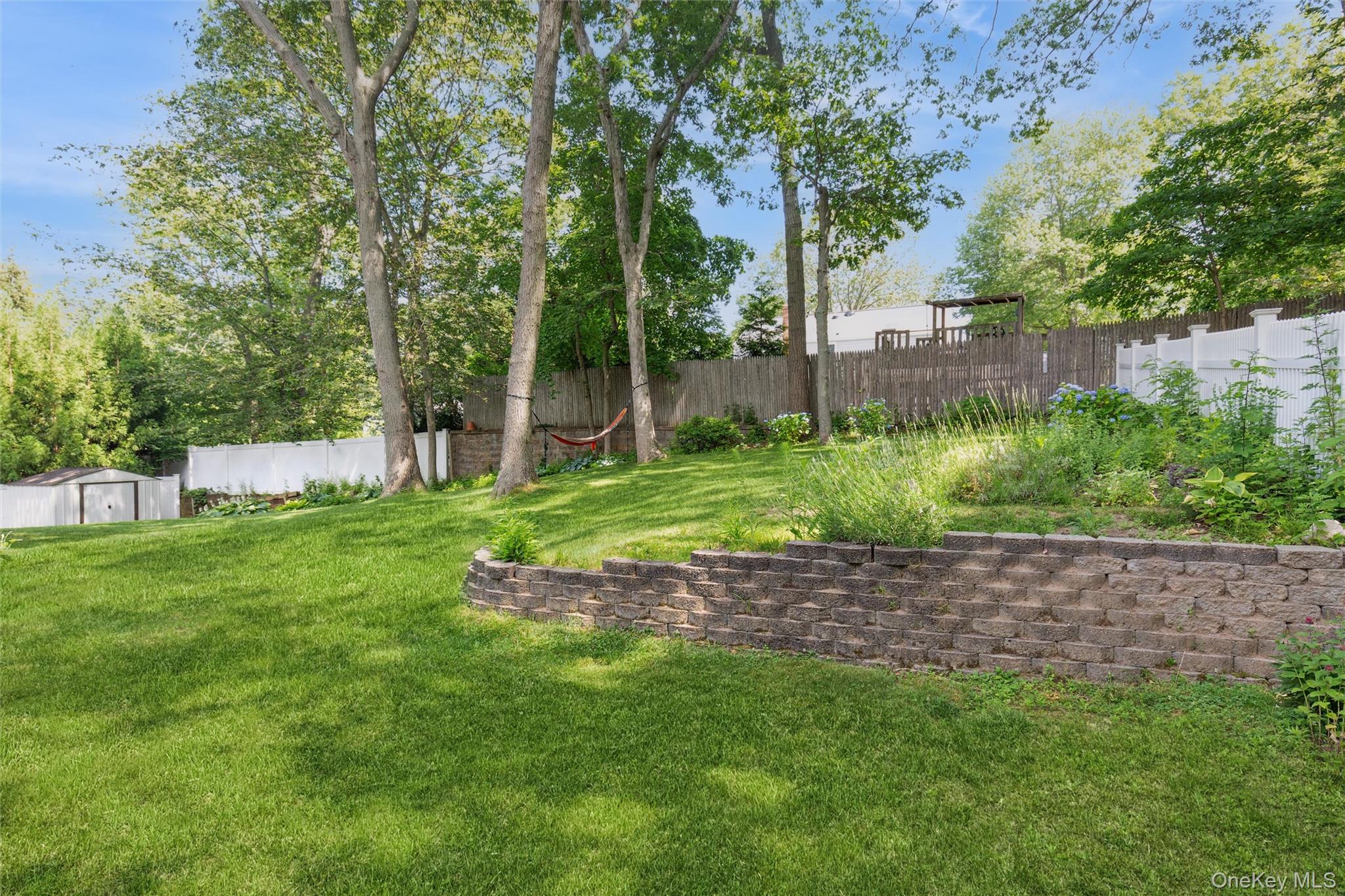 23 Eastwood Road Miller Place, NY 11764 - Photo 24 of 28