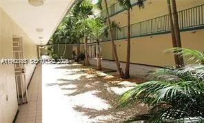 $1,950 | 8320 Northwest 8th Street, Unit 2110, Miami, FL 33126
