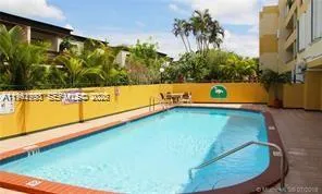 $1,950 | 8320 Northwest 8th Street, Unit 2110, Miami, FL 33126
