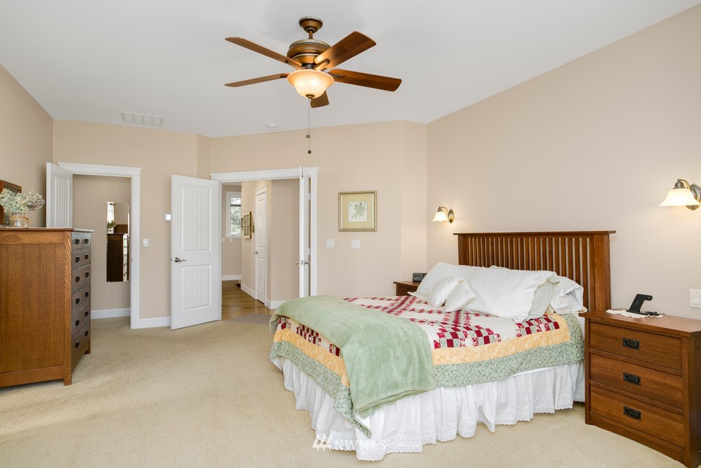 12527 Mundy Loss Road Buckley, WA 98321 - Photo 13 of 40
