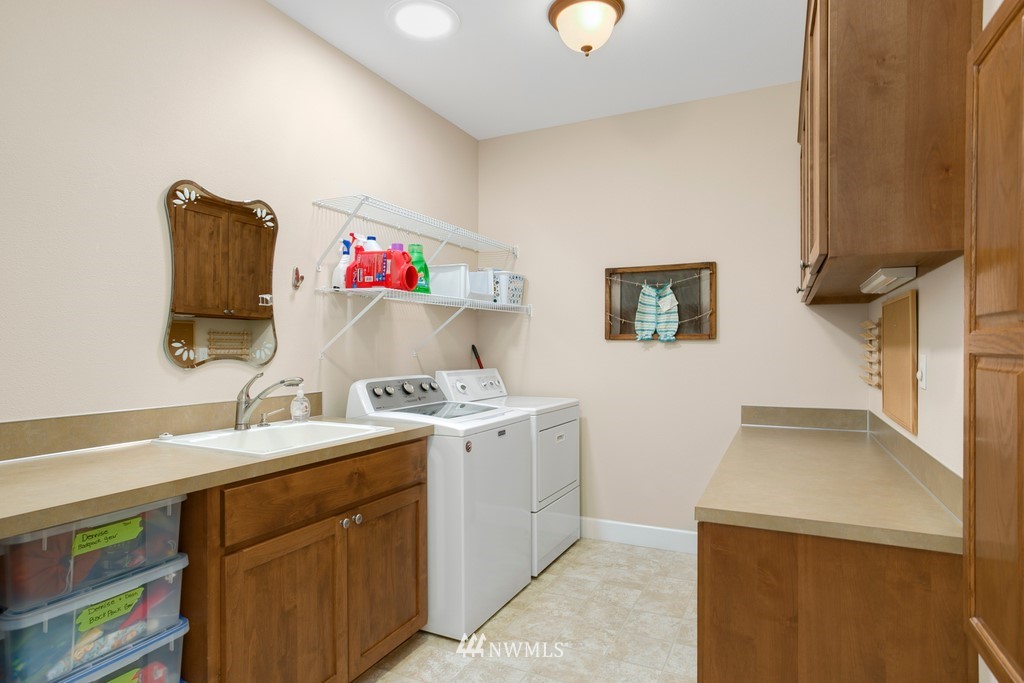12527 Mundy Loss Road Buckley, WA 98321 - Photo 21 of 40