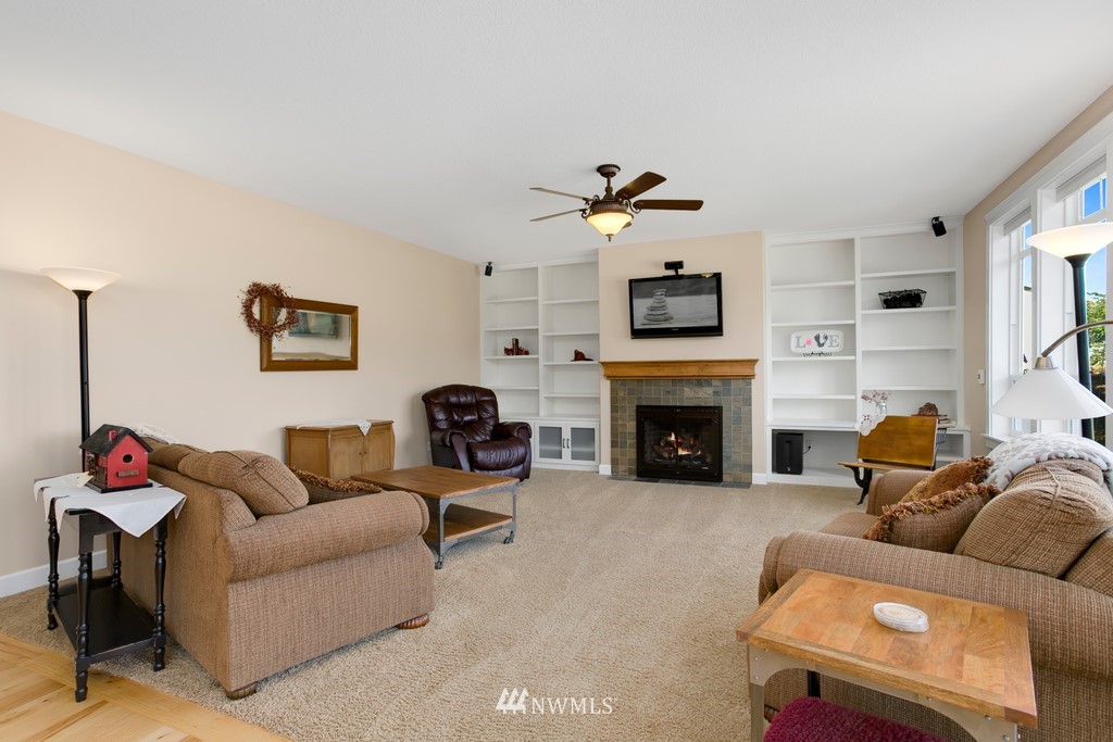 12527 Mundy Loss Road Buckley, WA 98321 - Photo 6 of 40