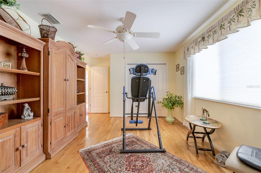 13881 Blenheim Trail Road Fort Myers, FL 33908 - Photo 49 of 82 a living room with furniture