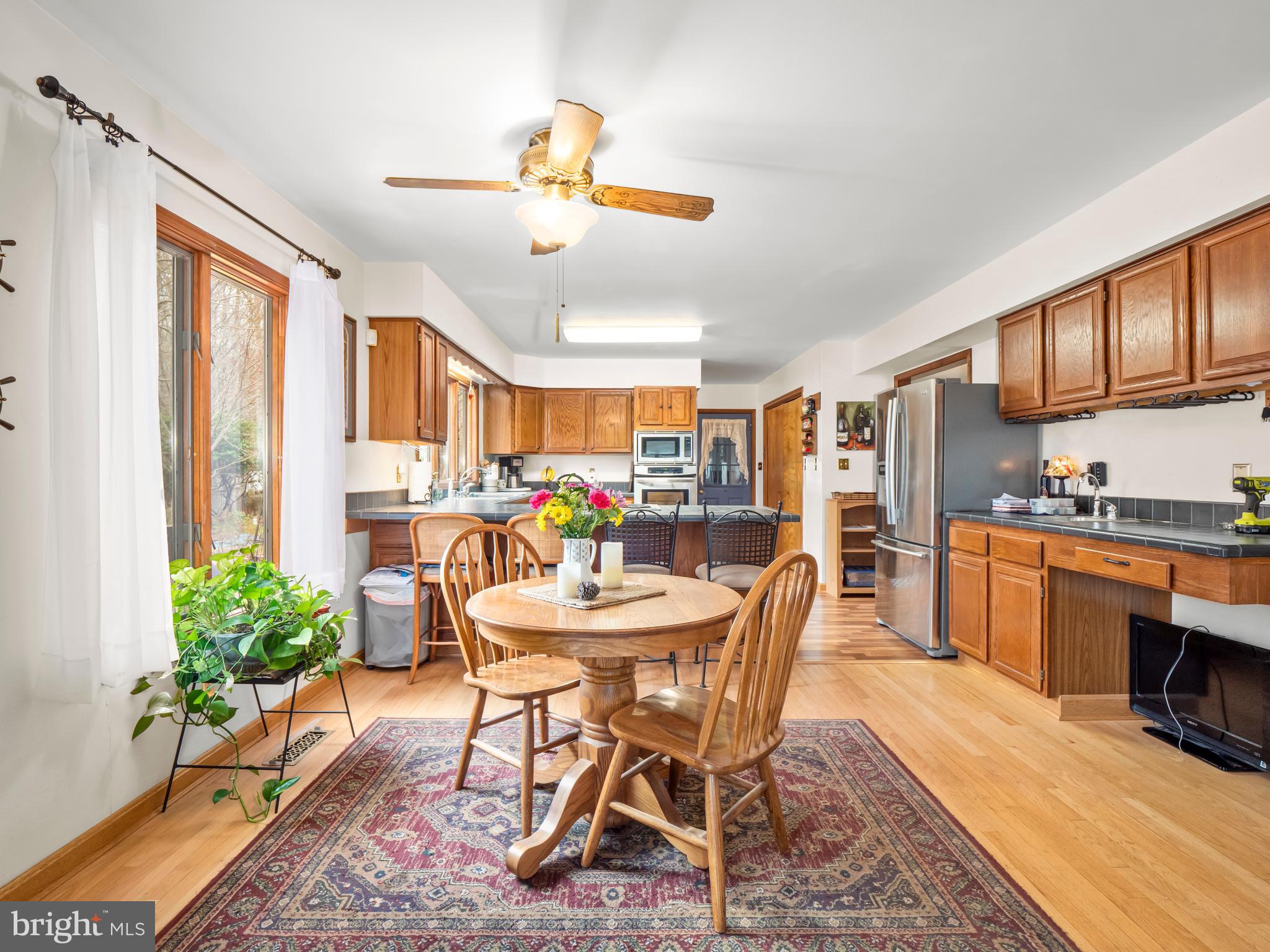 47390 South Snow Hill Manor Road Lexington Park, MD 20653 - Photo 22 of 60 breakfast area