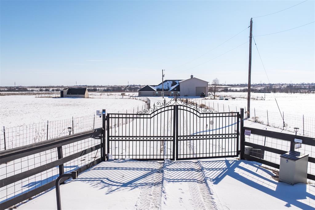 2790 West W Farm Valley View, TX 76272 - Photo 24 of 31