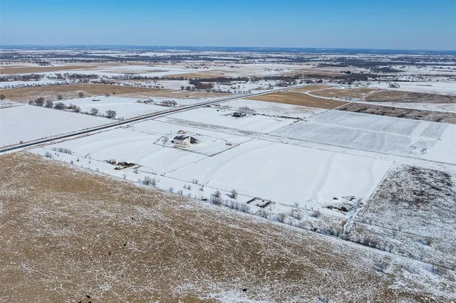 a picture of water view