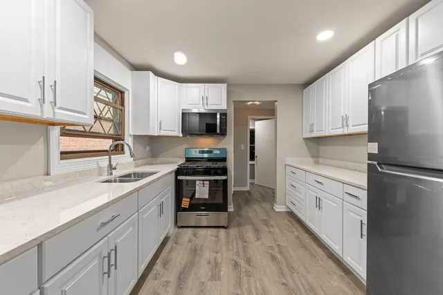 $344,900 | 5817 West 64th Street, Chicago, IL 60638