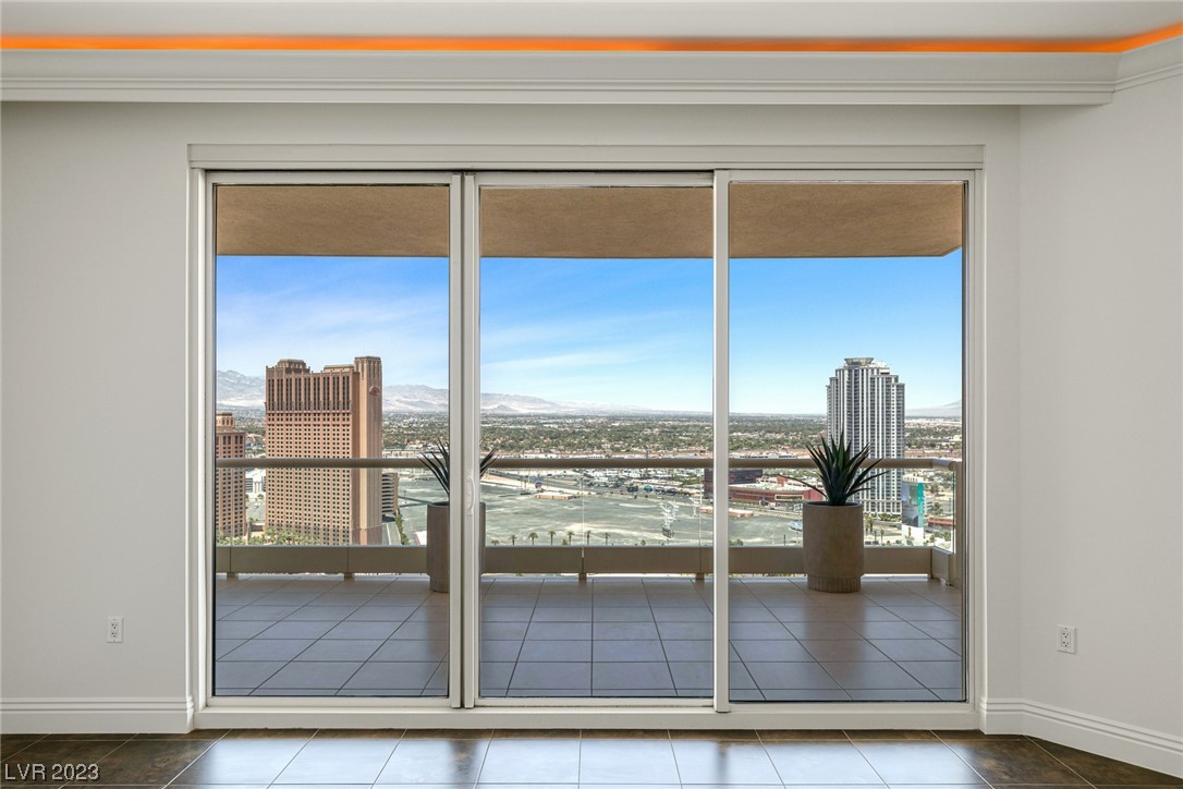 2777 Paradise Road, Unit 2903 Las Vegas, NV 89109 - Photo 56 of 86