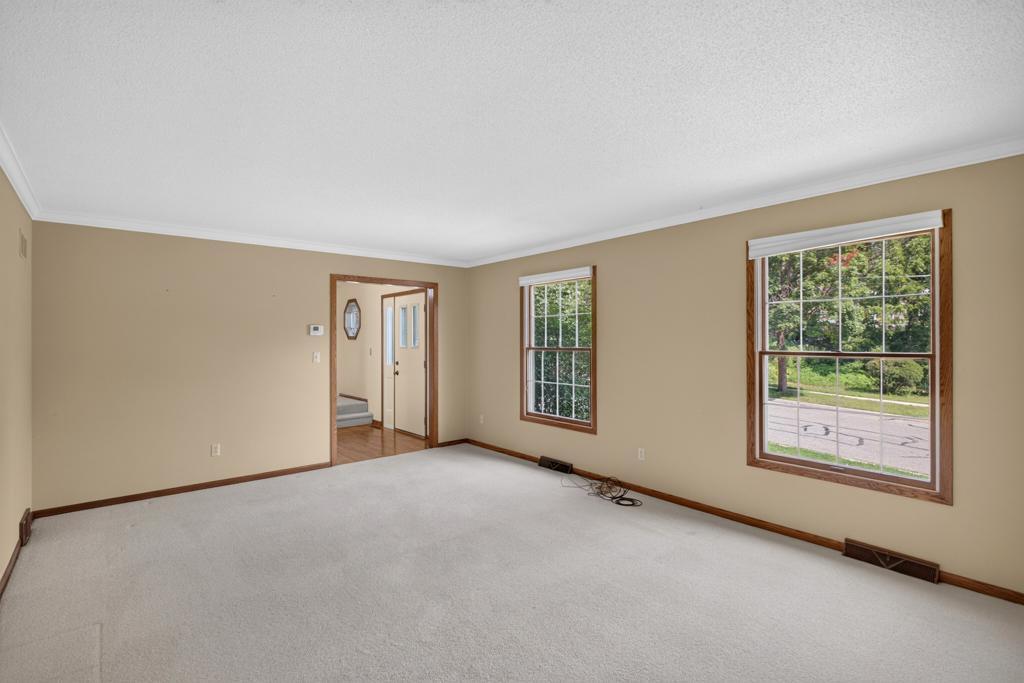 1726 Walden Lane Southwest Rochester, MN 55902 - Photo 11 of 37 Gallery Image 11