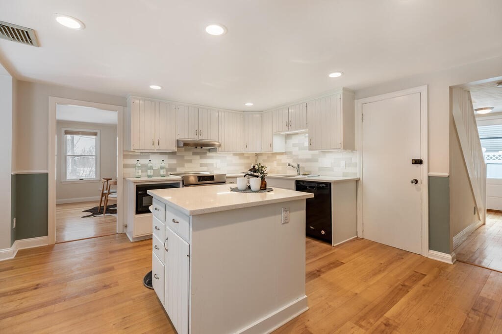 86 Ridge Street Arlington, MA 02474 - Photo 11 of 35