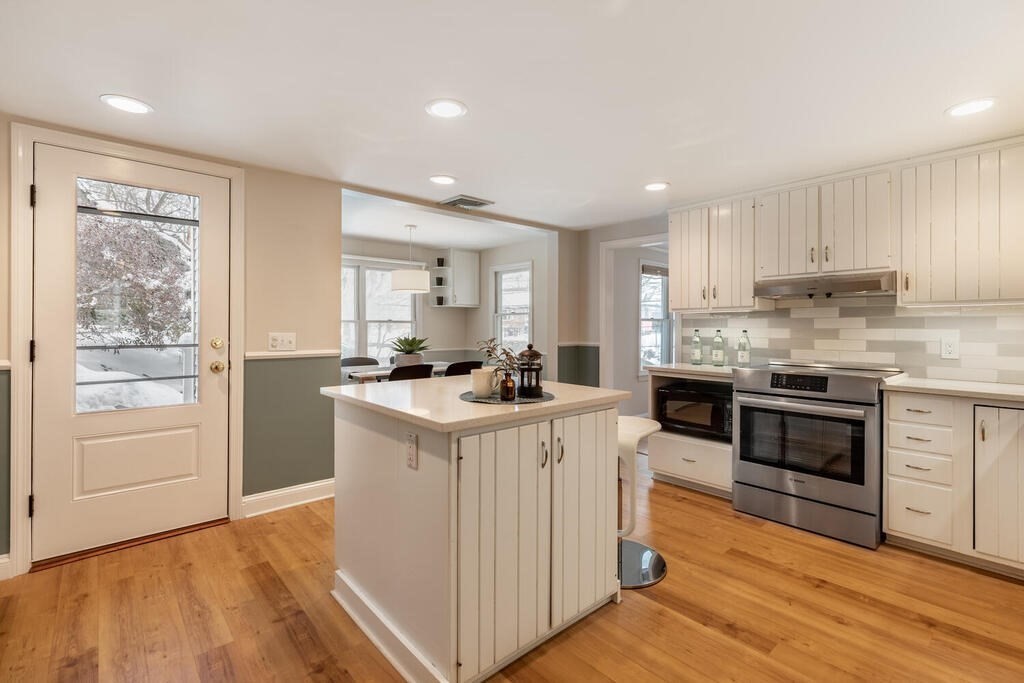 86 Ridge Street Arlington, MA 02474 - Photo 13 of 35