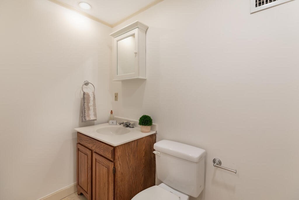 86 Ridge Street Arlington, MA 02474 - Photo 32 of 35