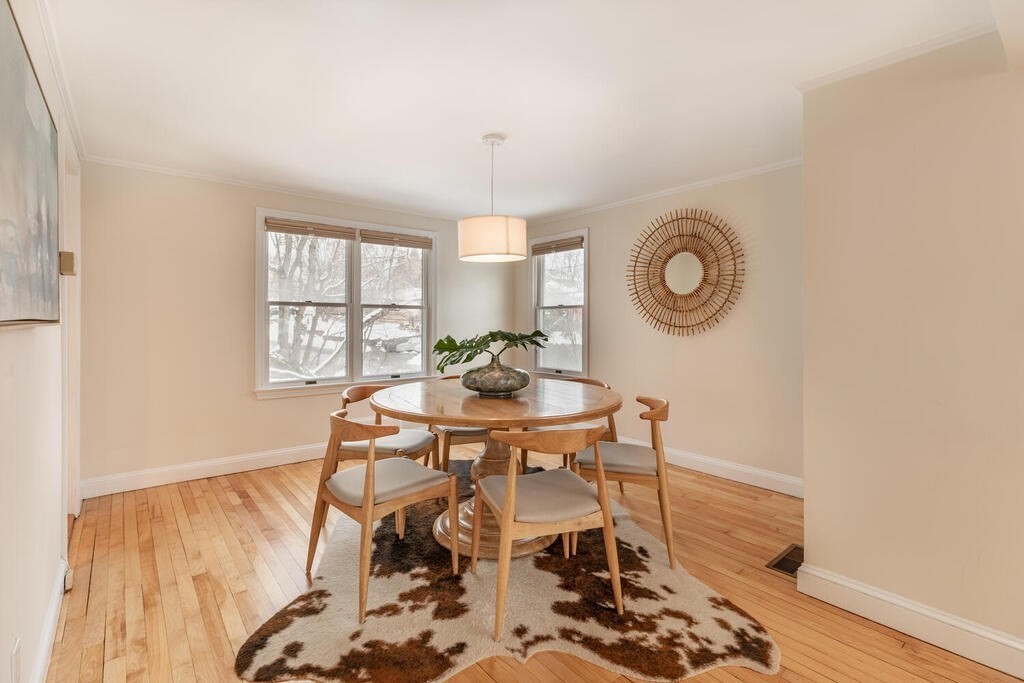 86 Ridge Street Arlington, MA 02474 - Photo 8 of 35