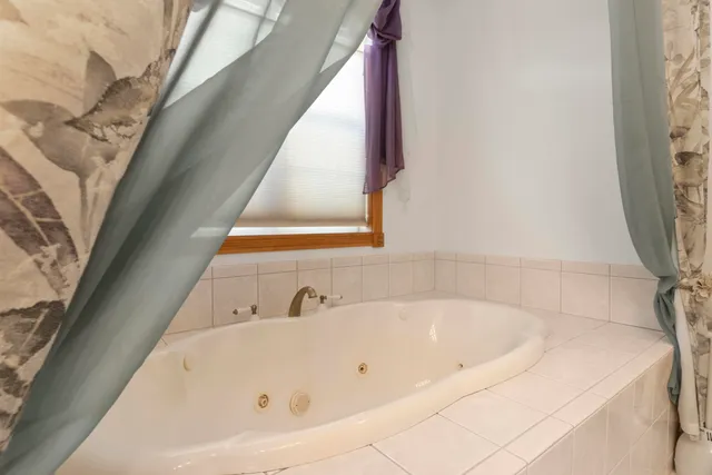 $850,000 | 1532 34th Street, Allegan, MI 49010