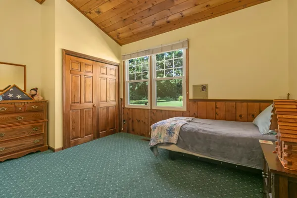$870,000 | 1532 34th Street, Allegan, MI 49010