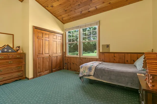 $850,000 | 1532 34th Street, Allegan, MI 49010