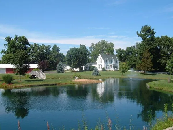 $870,000 | 1532 34th Street, Allegan, MI 49010