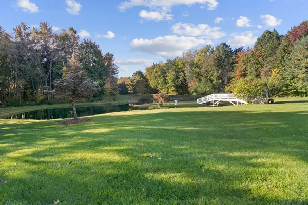 $870,000 | 1532 34th Street, Allegan, MI 49010