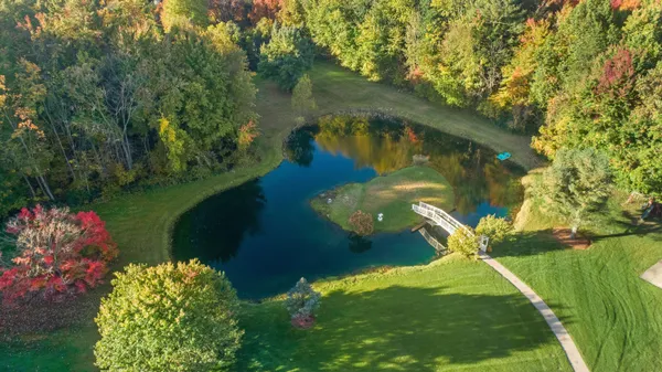 $870,000 | 1532 34th Street, Allegan, MI 49010