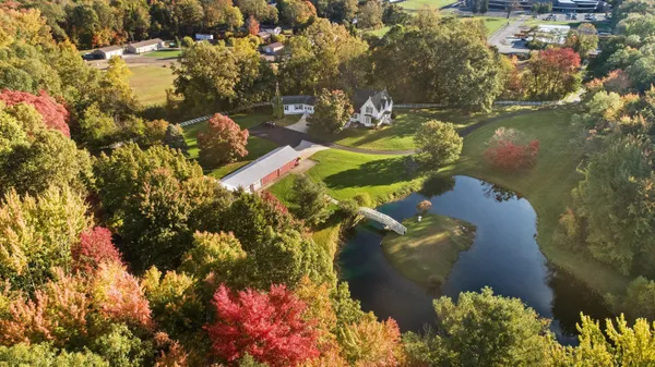 $870,000 | 1532 34th Street, Allegan, MI 49010