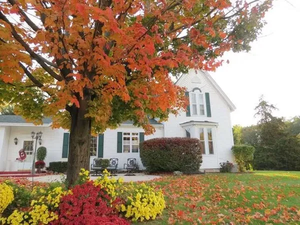 $870,000 | 1532 34th Street, Allegan, MI 49010
