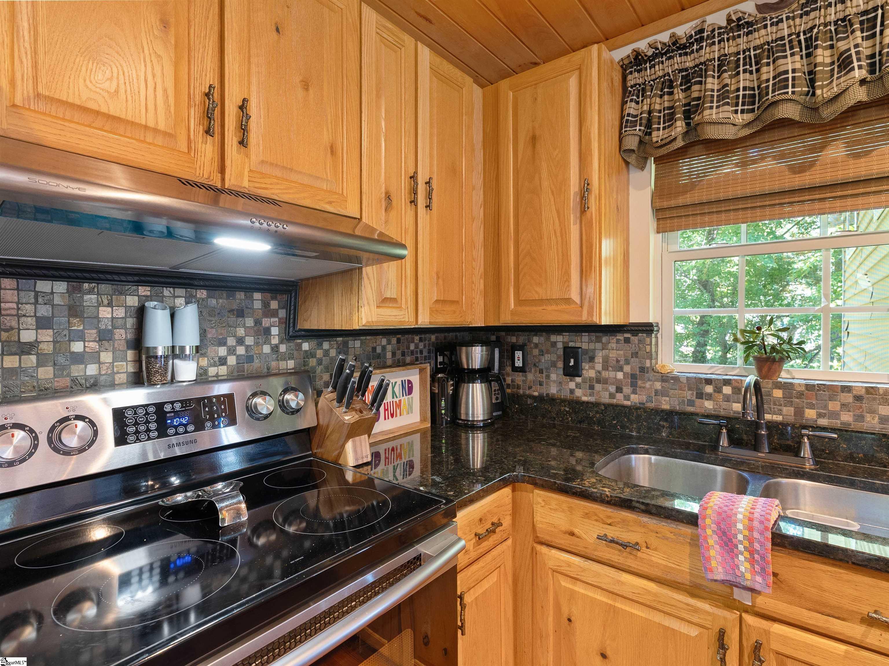 339 Jumping Branch Road Tamassee, SC 29686 - Photo 15 of 50