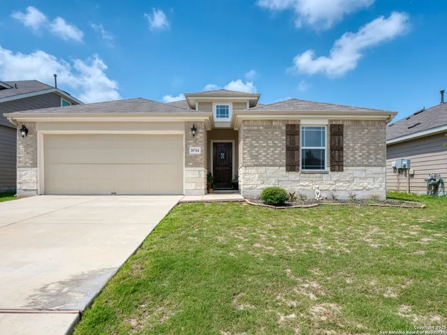 $290,000 | 10744 Rosalina Loop, Converse, TX 78109