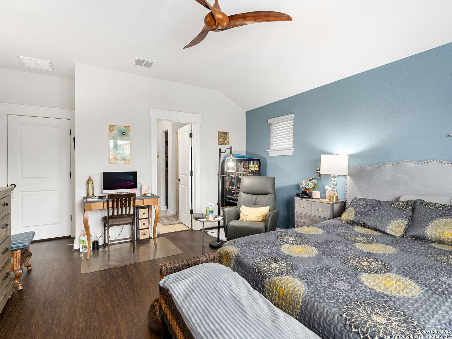10744 Rosalina Loop Converse, TX 78109 - Photo 13 of 25