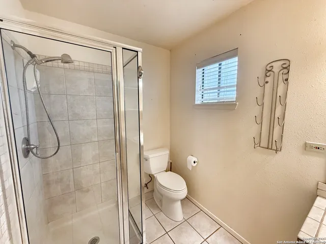 $2,500 | 275 Halm Drive, Canyon Lake, TX 78133