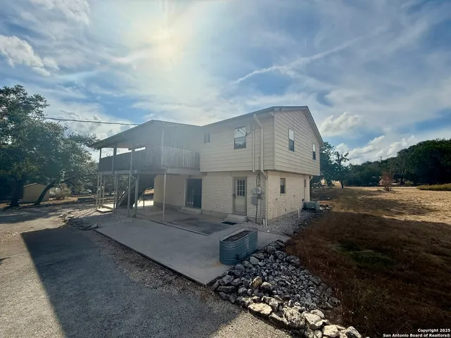 $2,500 | 275 Halm Drive, Canyon Lake, TX 78133