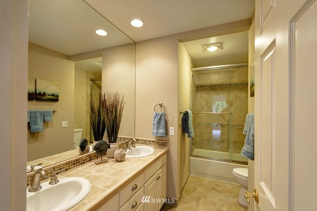 $870,000 | 21209 Northeast 97th Place, Redmond, WA 98053