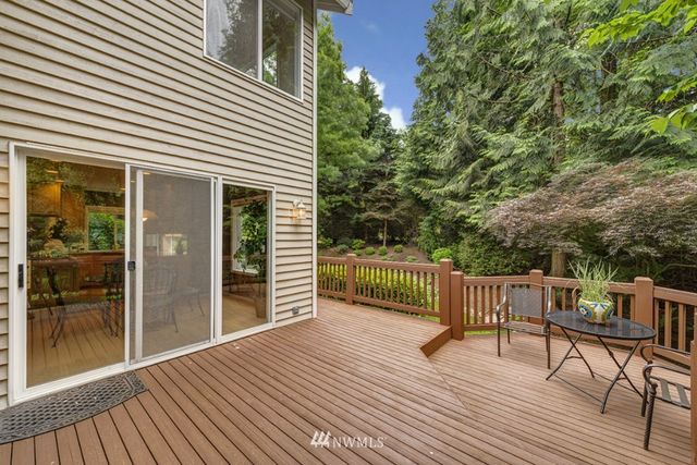 $870,000 | 21209 Northeast 97th Place, Redmond, WA 98053