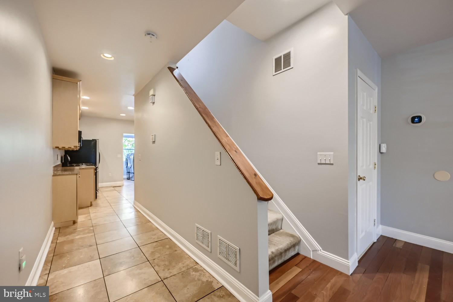 816 West 37th Street Baltimore, MD 21211 - Photo 14 of 33