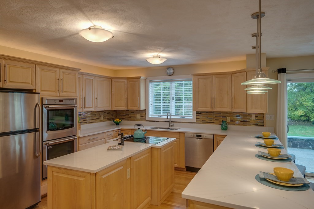 78 Bellevue Road Andover, MA 01810 - Photo 15 of 42