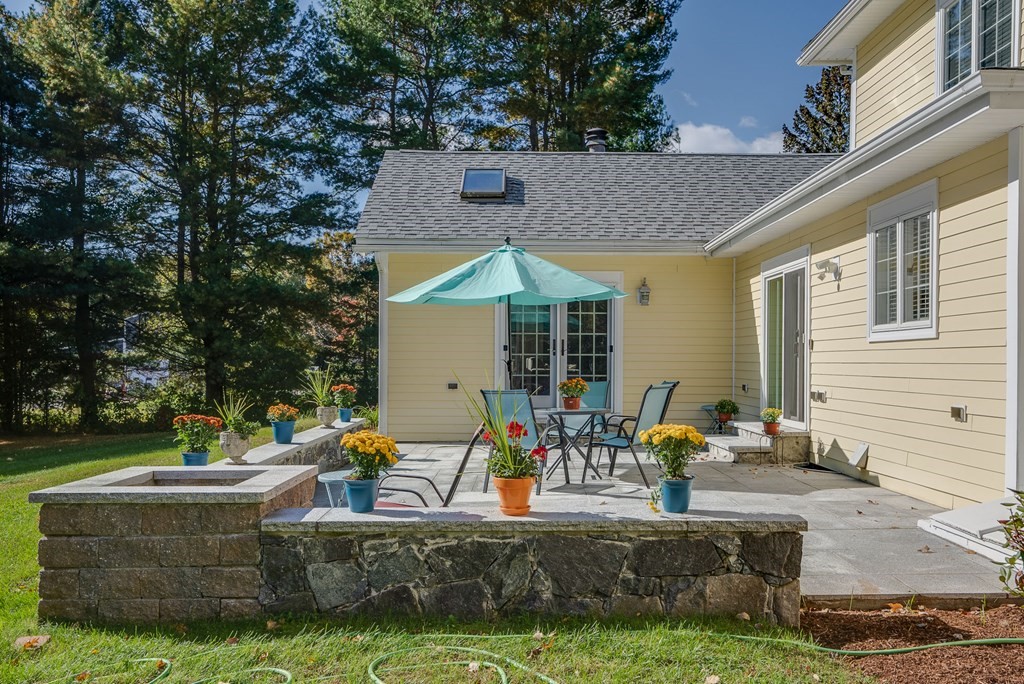 78 Bellevue Road Andover, MA 01810 - Photo 3 of 42