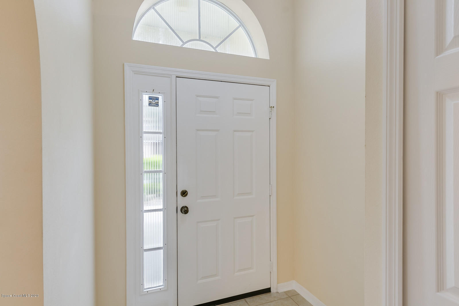 2177 Spring Creek Circle Palm Bay, FL 32905 - Photo 4 of 34 04_2177SpringCreek0555_mls